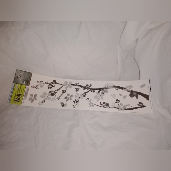 NOS Wall Creations Stickers Asian Floral Design 15 1/2" Long by 4 1/2" Removable - Picture 1 of 7